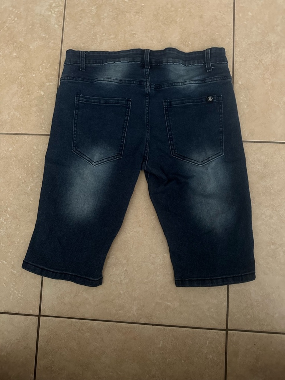 MEN STREET RULES DENIM SHORTS RIPPED SIZE 32 - Picture 3 of 3
